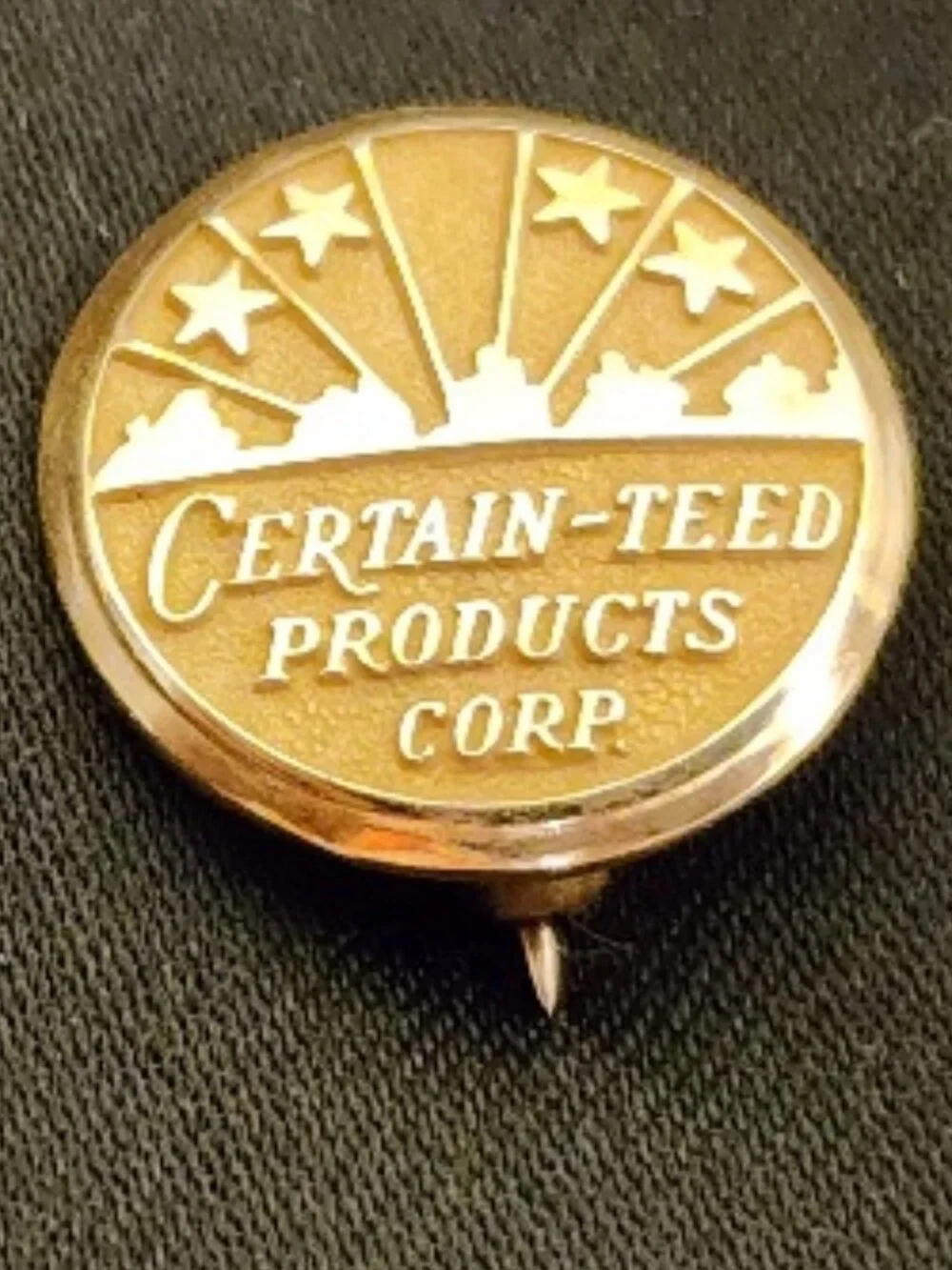 Vintage 10K Gold CertainTeed Service Pin